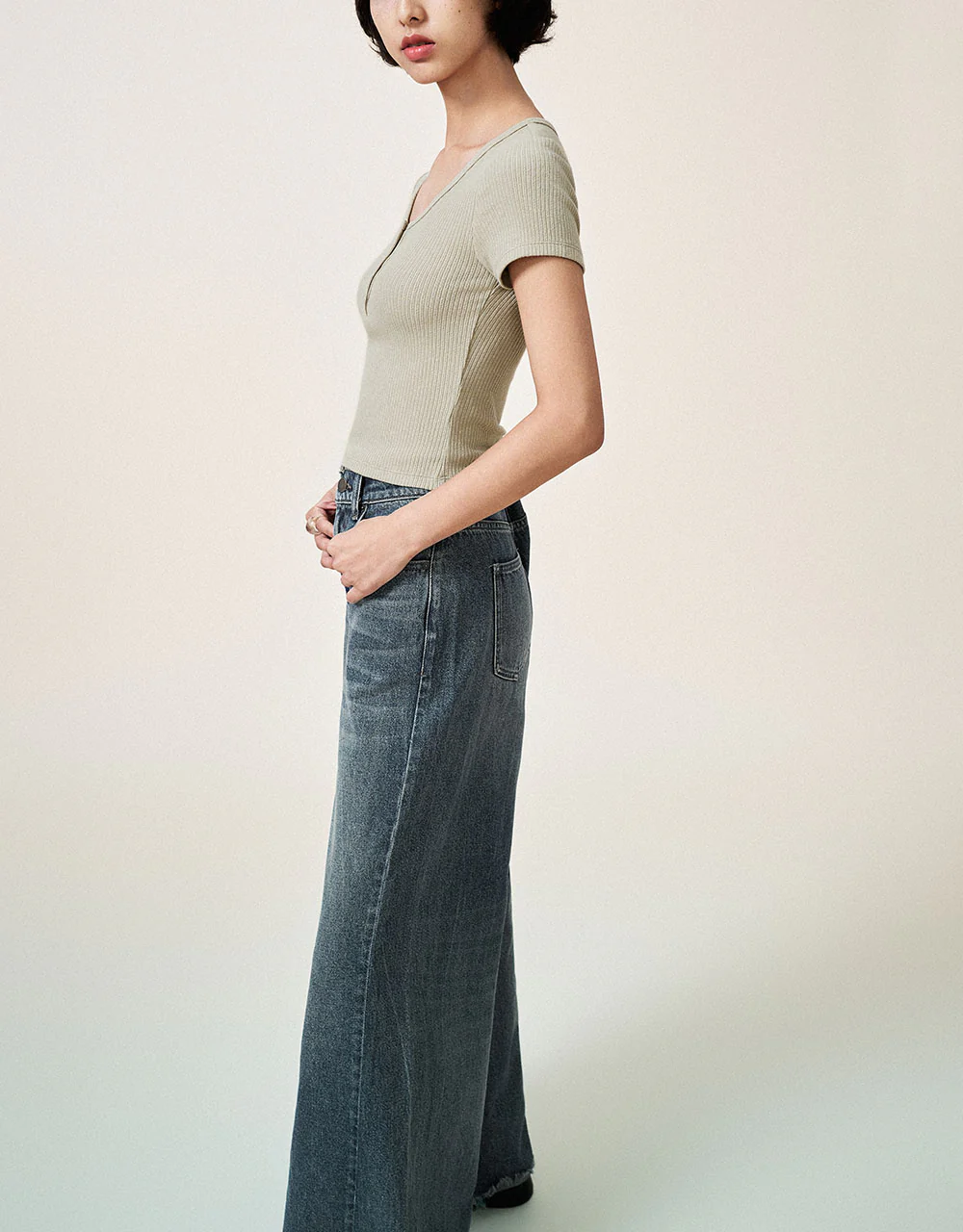 Crew Neck Skinny Knitted T-Shirt - Image 31