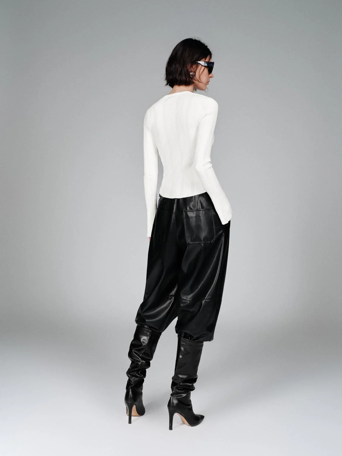 Crew Neck Slim Fit Knitted Cardigans - Image 6