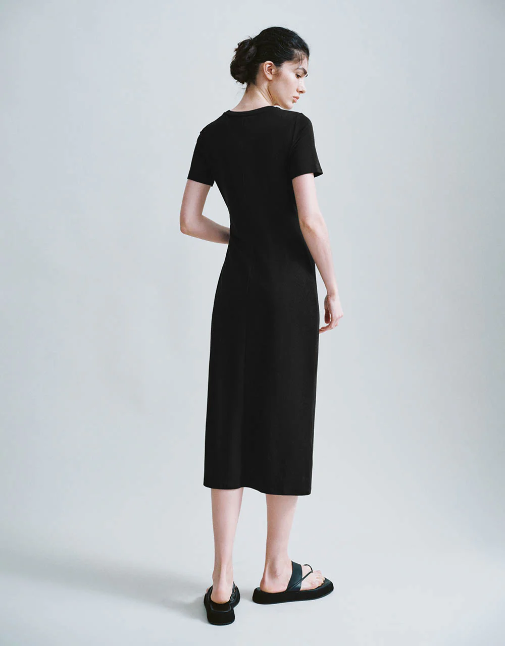Crew Neck Straight Dress - Image 21