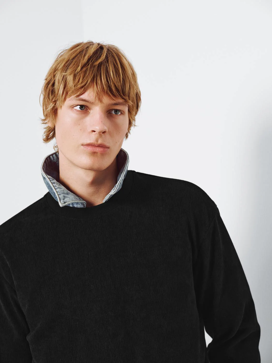 Crew Neck Sweatshirts - Image 6