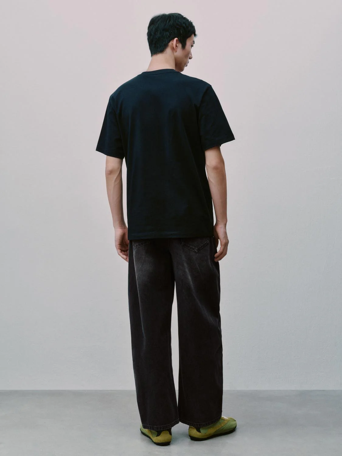 Crew Neck T-Shirts - Image 17