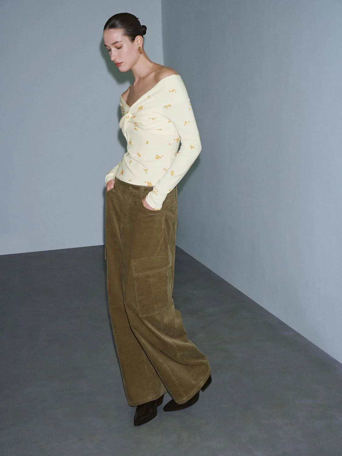 Cross Front Off Shoulder Floral Long Sleeve T-Shirts - Image 4