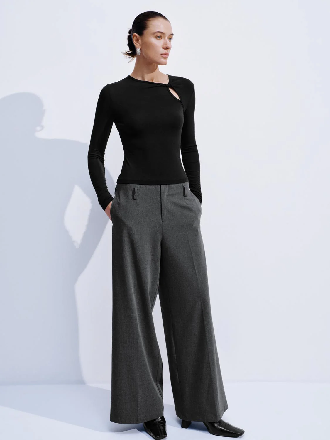 Cut Out Long Sleeve Slim Fit T-Shirts - Image 5