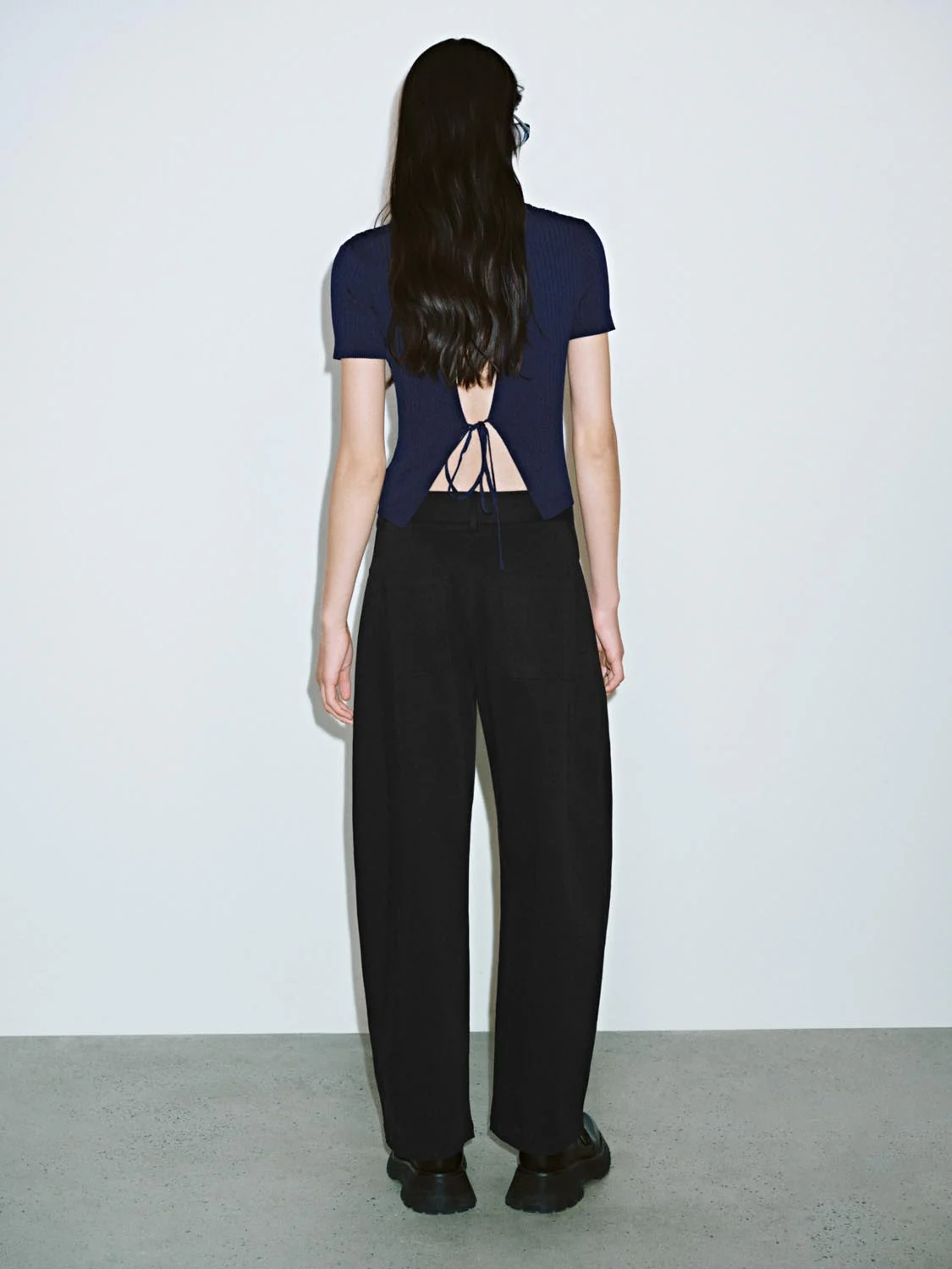 Cutout Mock Neck Half Zip Ribbed Skinny-Fit Knitted T-Shirts - Image 6