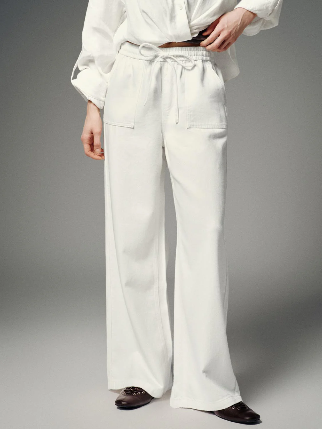 Drawstring Pull On Patch Pocket Wide Leg Jeans