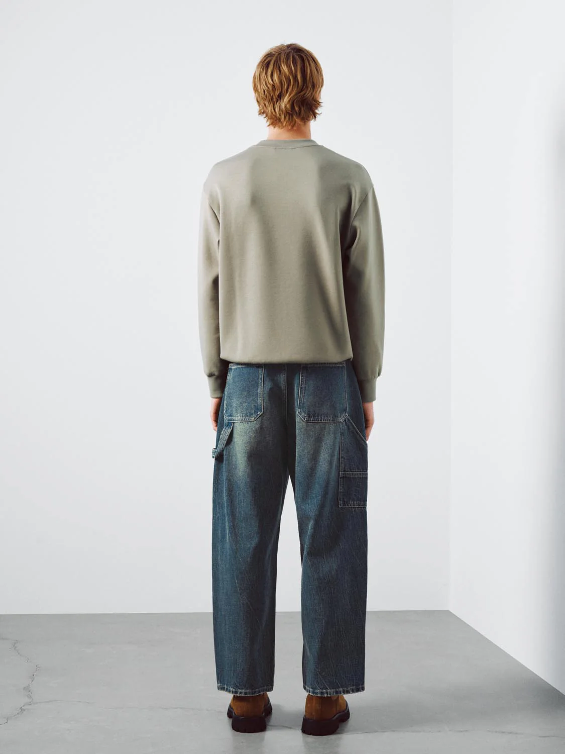 Embroidered Crew Neck Sweatshirts - Image 14