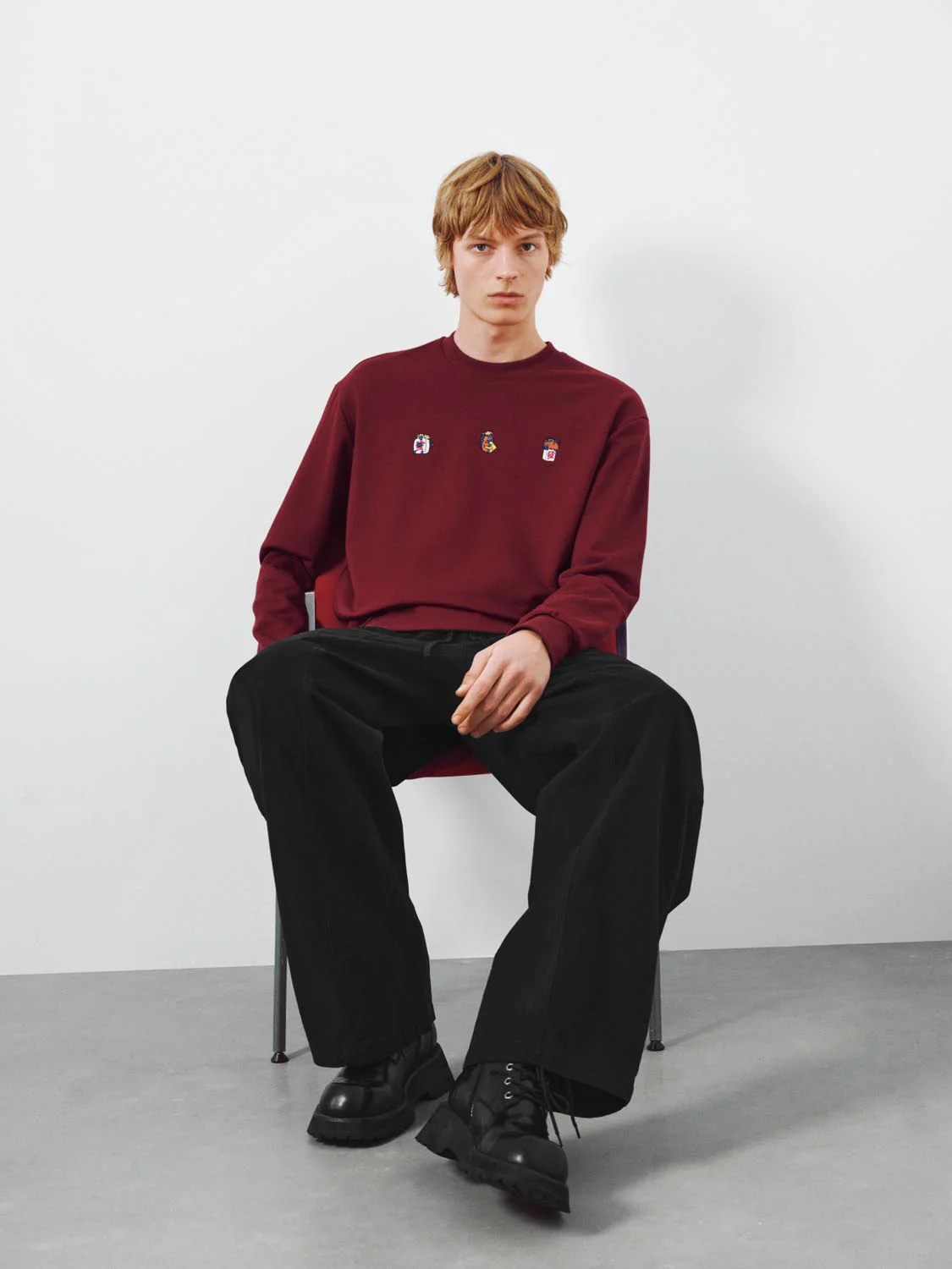 Embroidered Crew Neck Sweatshirts - Image 6