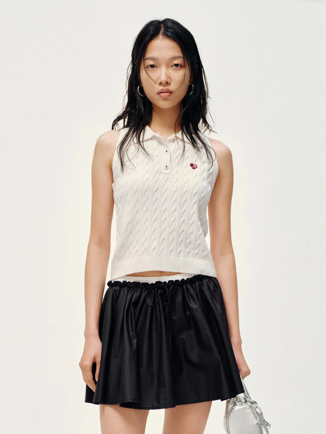Embroidered Polo Neck Cable Knitted Sleeveless T-Shirts - Image 17