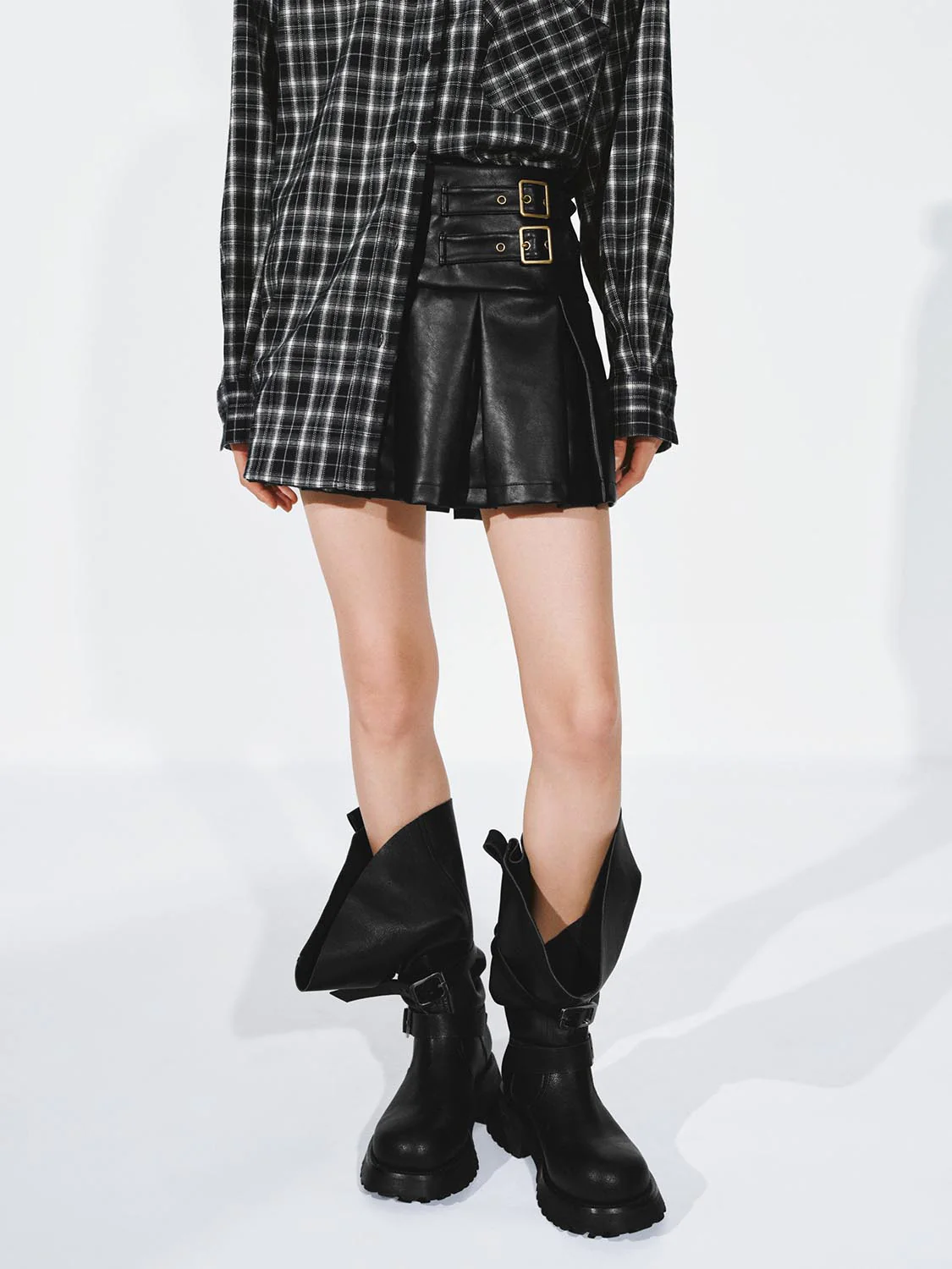 Faux Leather Buckle Detail Pleated Mini Skirts - Image 8