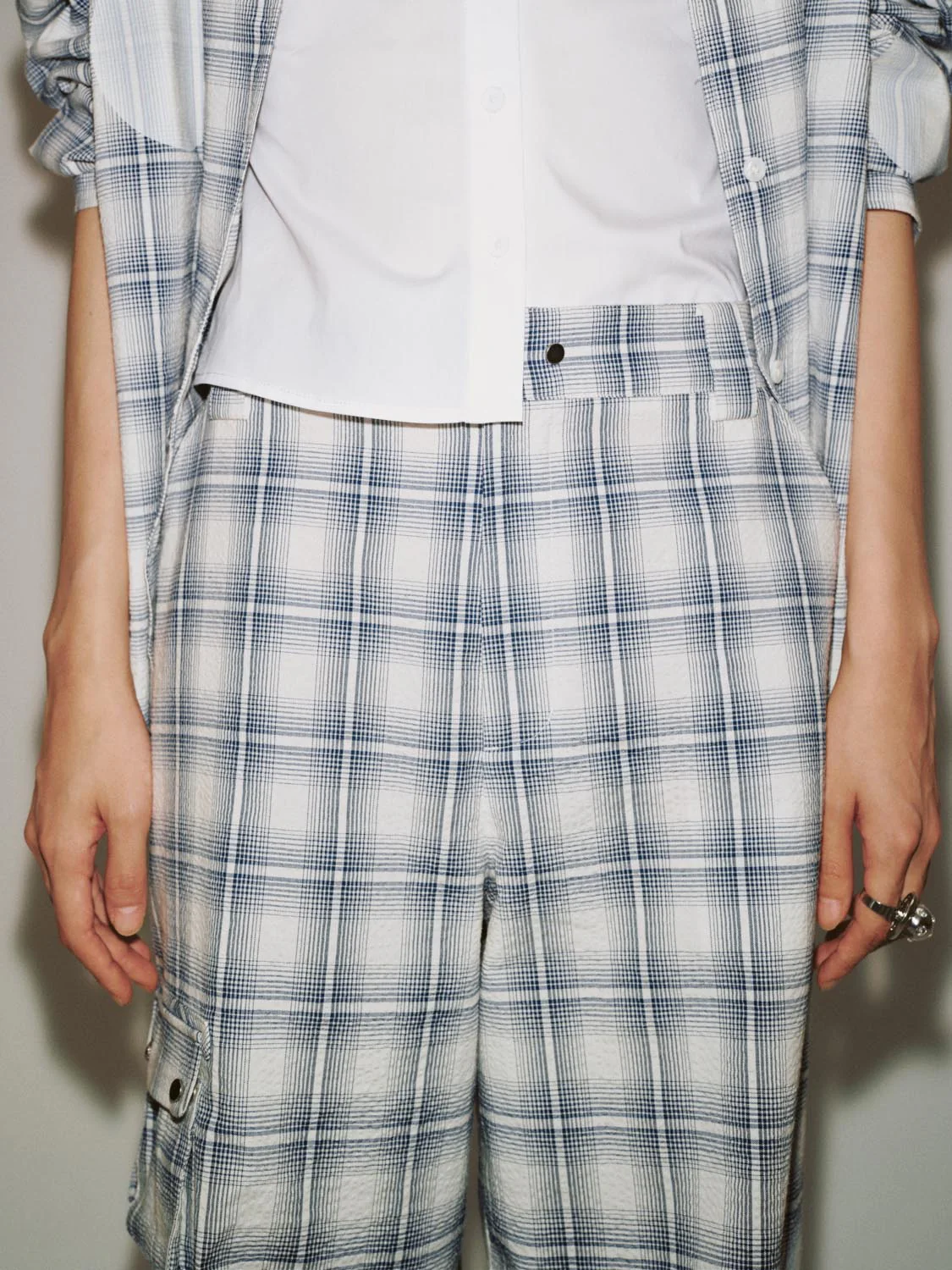 Flap Pocket Contrast Check Wide Leg Pants - Image 5