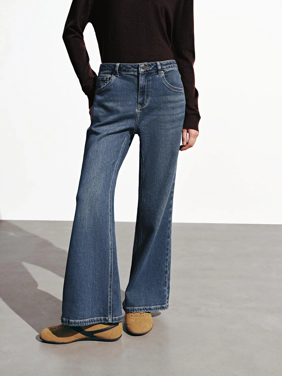 Flare Leg Jeans - Image 9