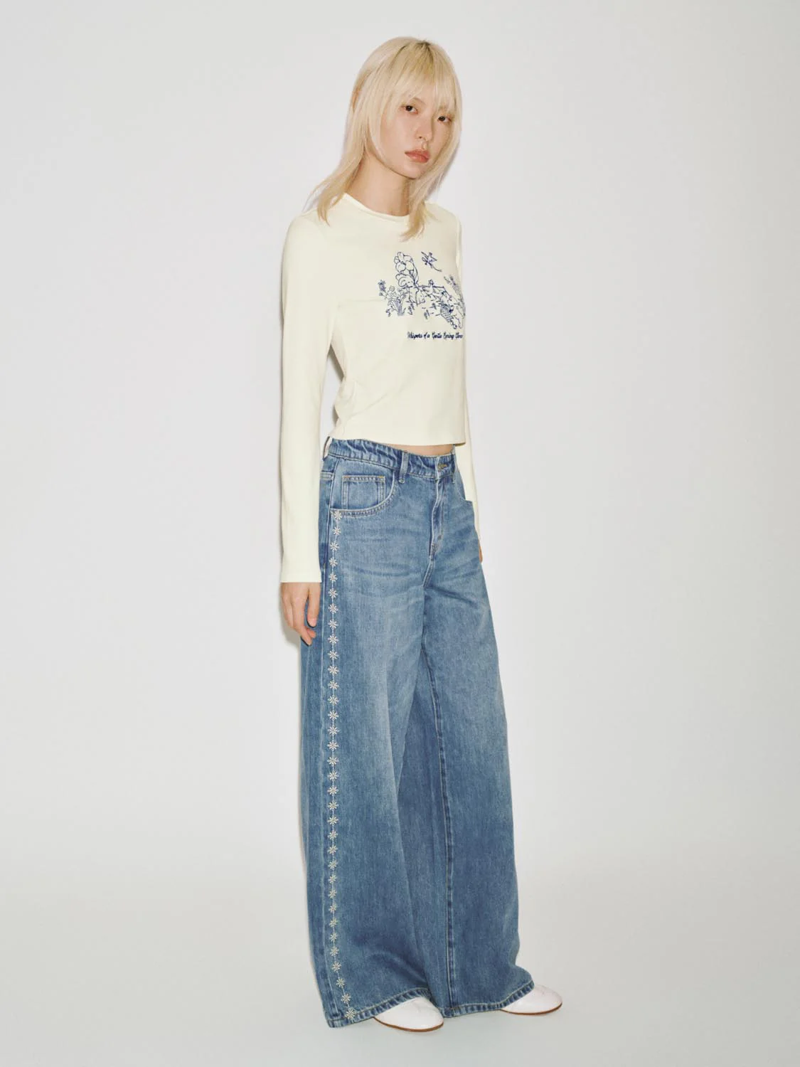 Floral Embroidered Wide Leg Jeans - Image 5