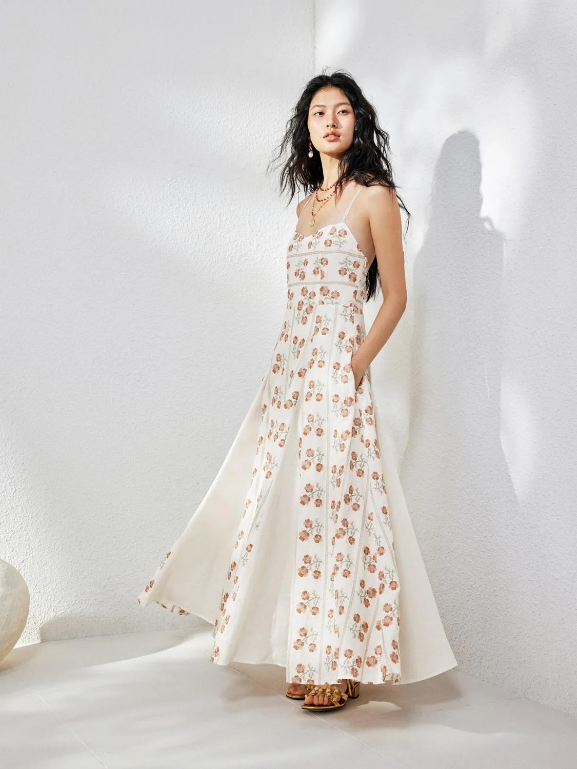 Halter Neck Floral A-Line Mini Dresses - Image 4