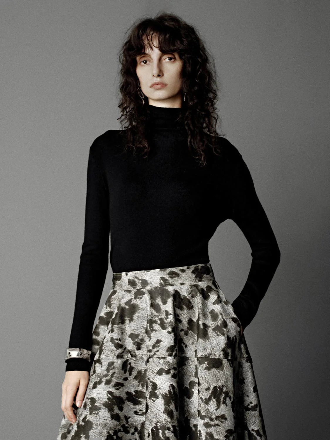 High Neck Knitted T-Shirts - Image 36