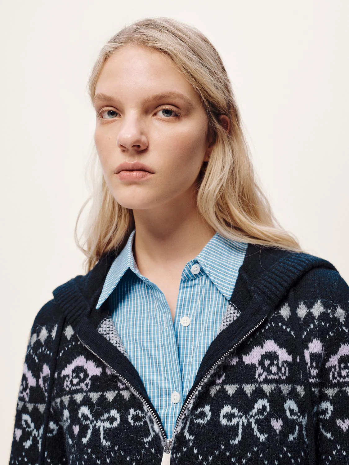 Hooded Intarsia Zip Up Knitted Cardigans - Image 11