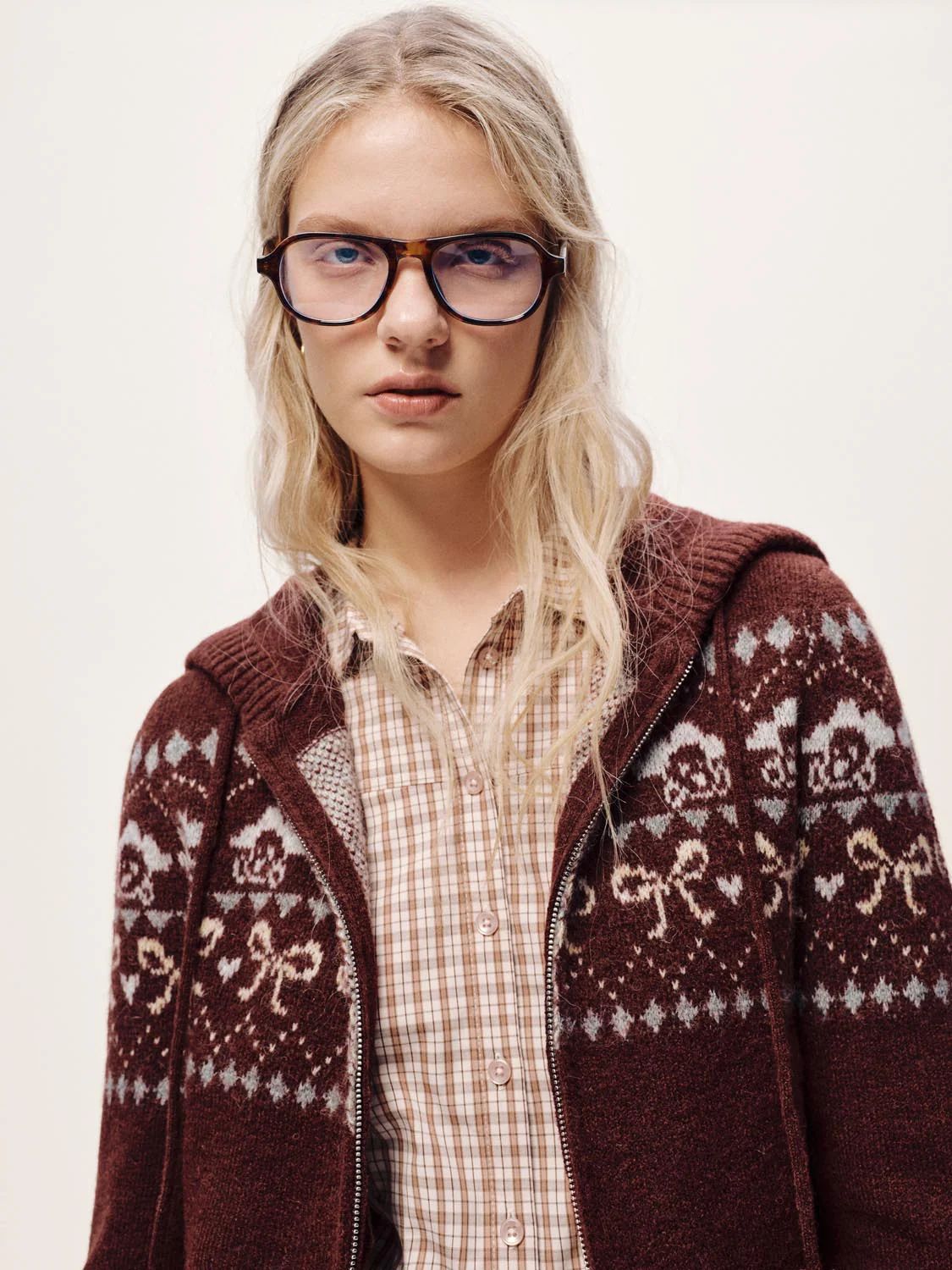 Hooded Intarsia Zip Up Knitted Cardigans - Image 3