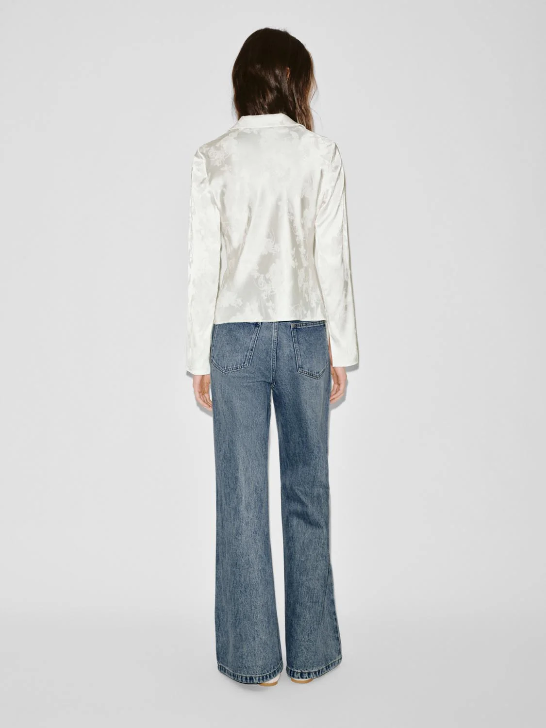 Intarsia V-Neck Laced-Up Shirts - Image 6