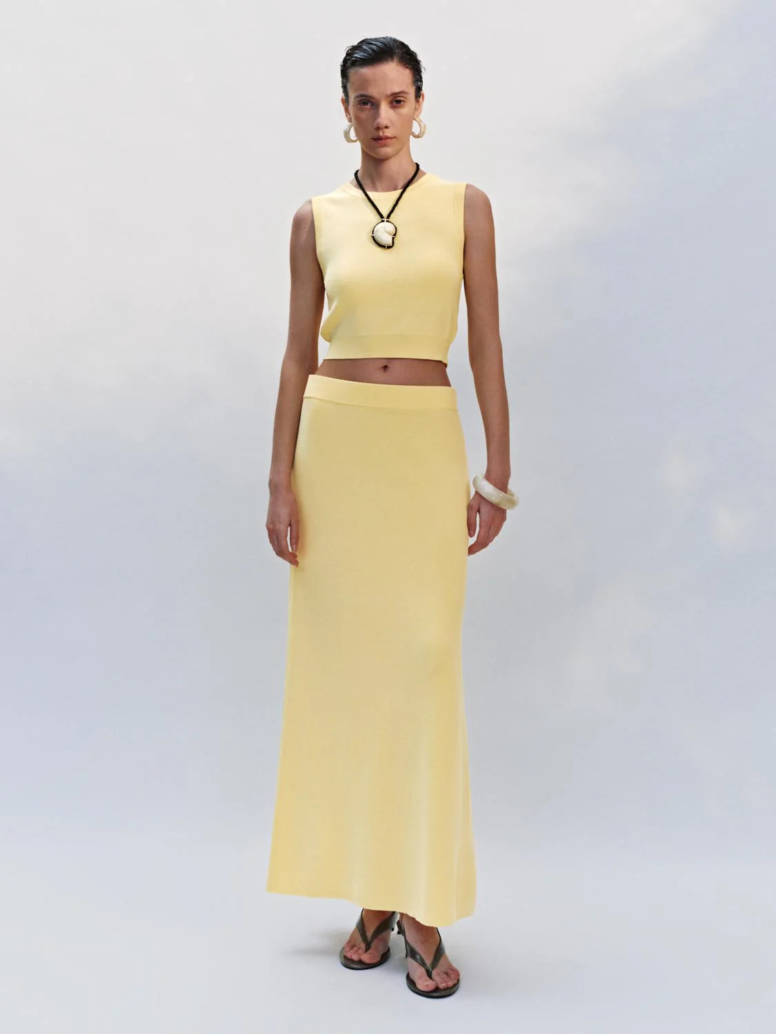 Knitted Sleeveless T-Shirts - Image 19