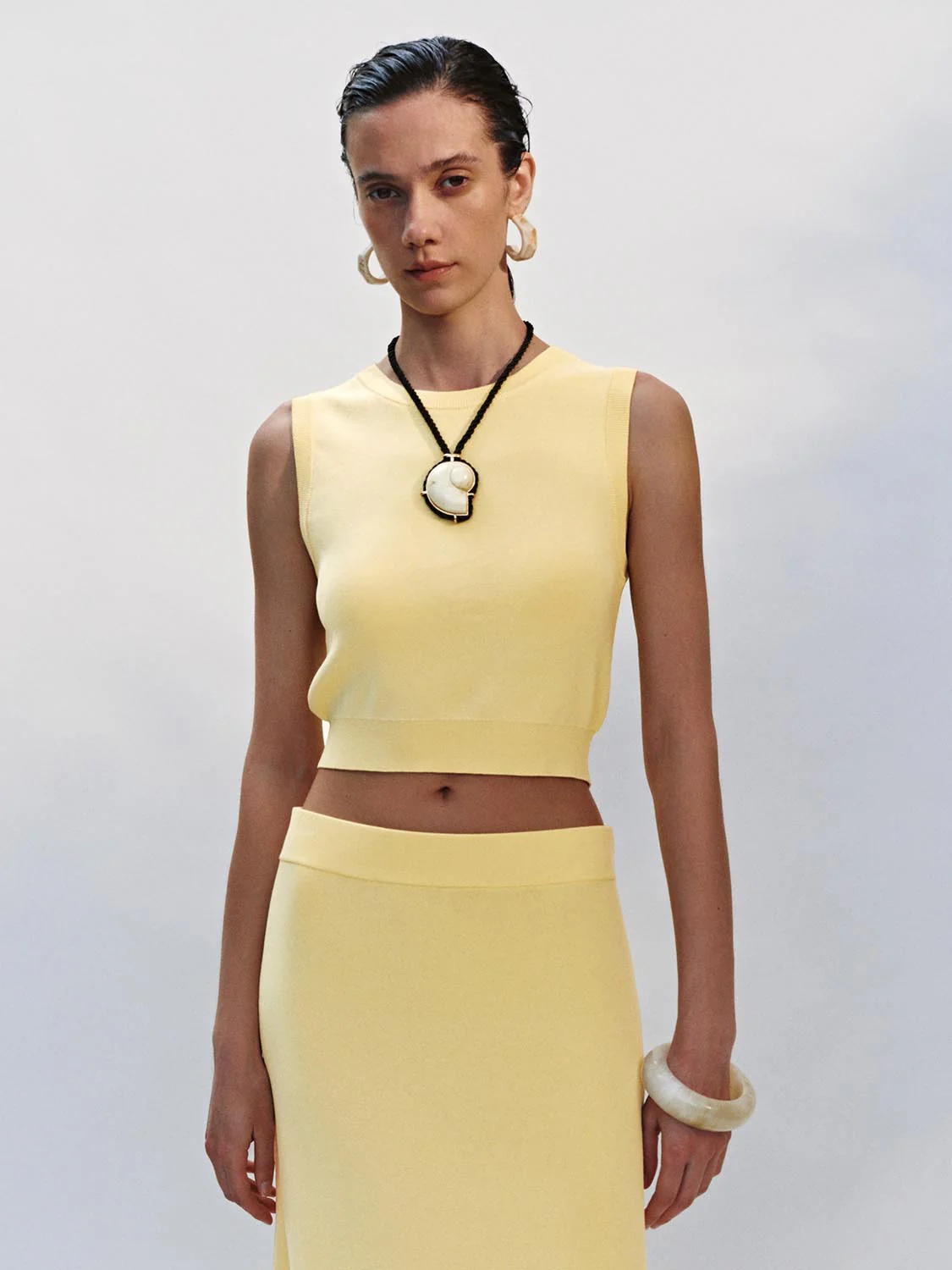 Knitted Sleeveless T-Shirts - Image 24