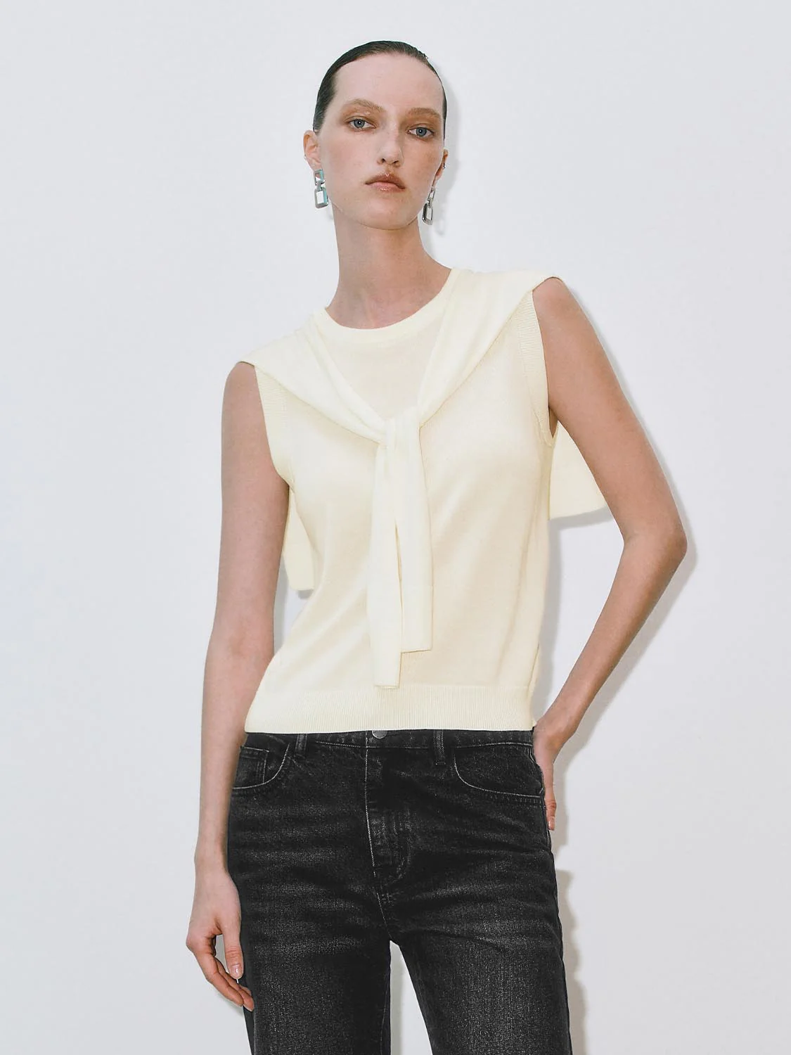 Knitted T-Shirts - Image 8