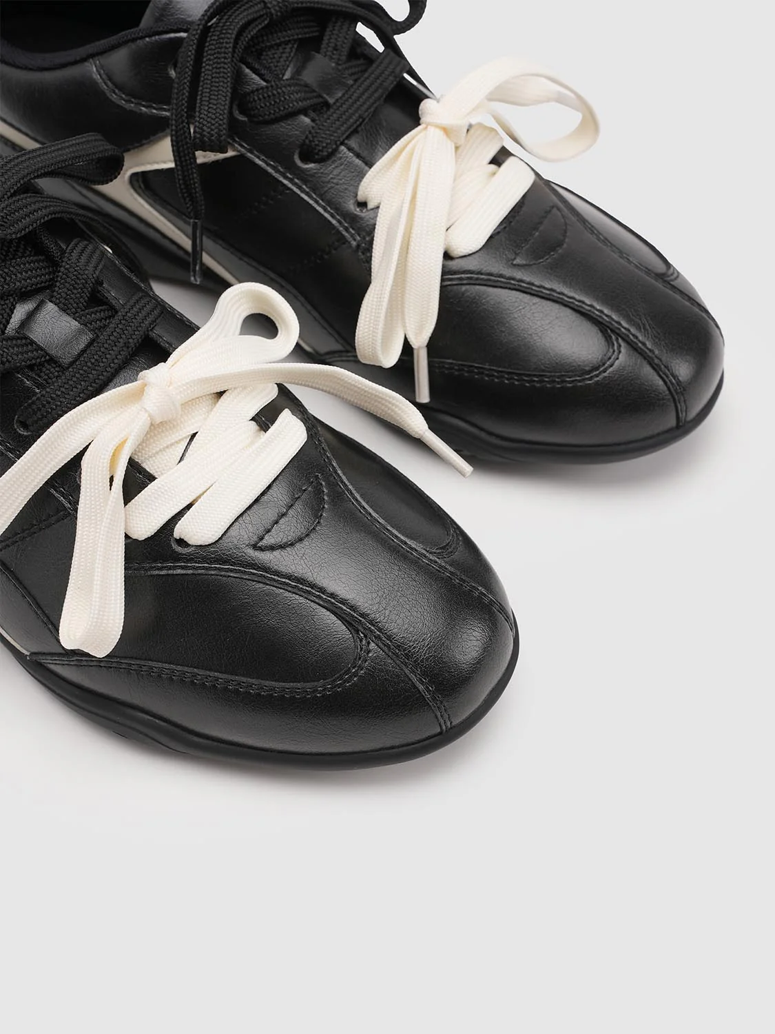 Lace Up Contrast Sneakers - Image 6