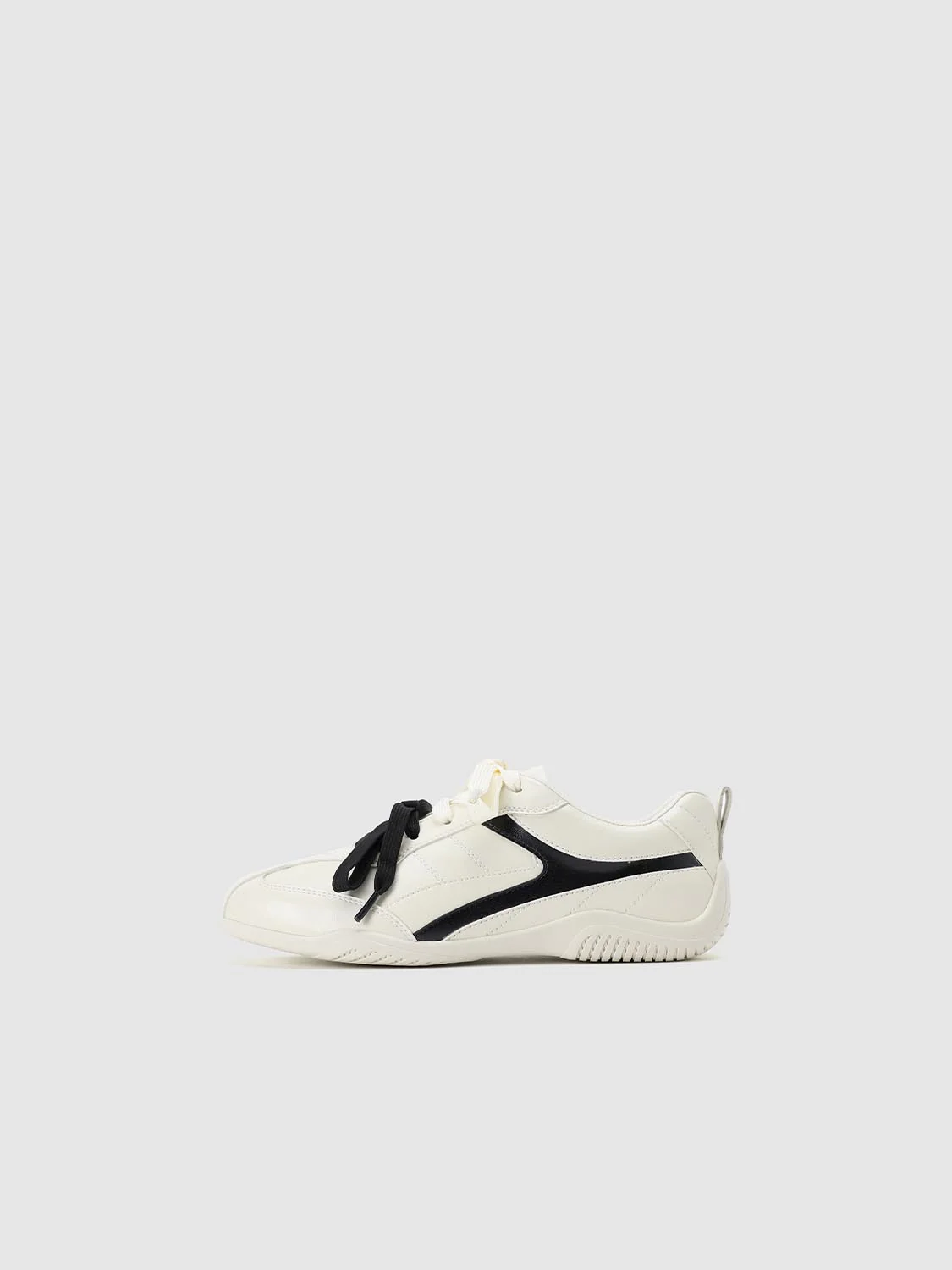 Lace Up Contrast Sneakers - Image 8