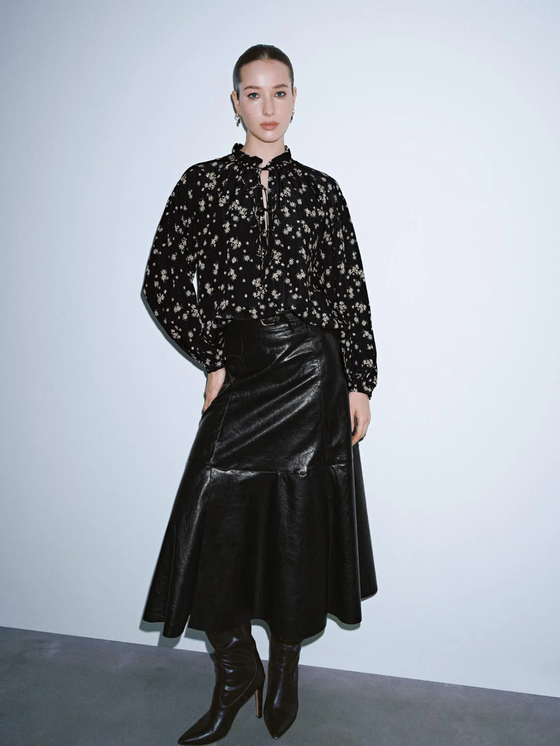 Lace-Up Floral Overhead Shirt - Image 5