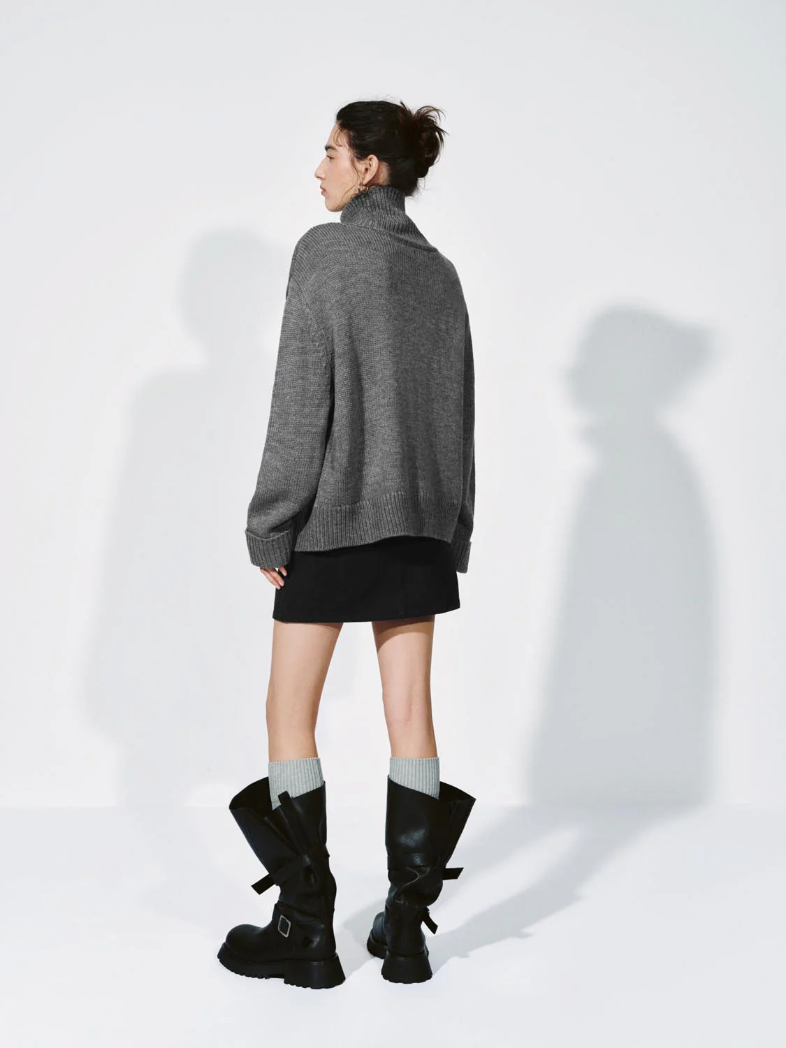 Large Collar Zip Up Knitted Cardigans - Image 6