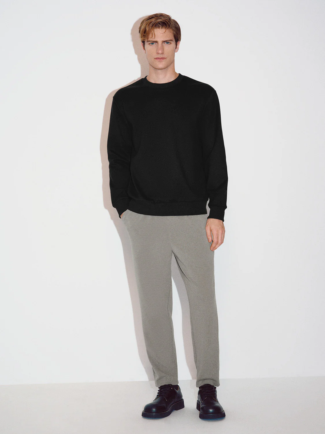 Long Sleeve Crew Neck Sweatshirts - Image 4