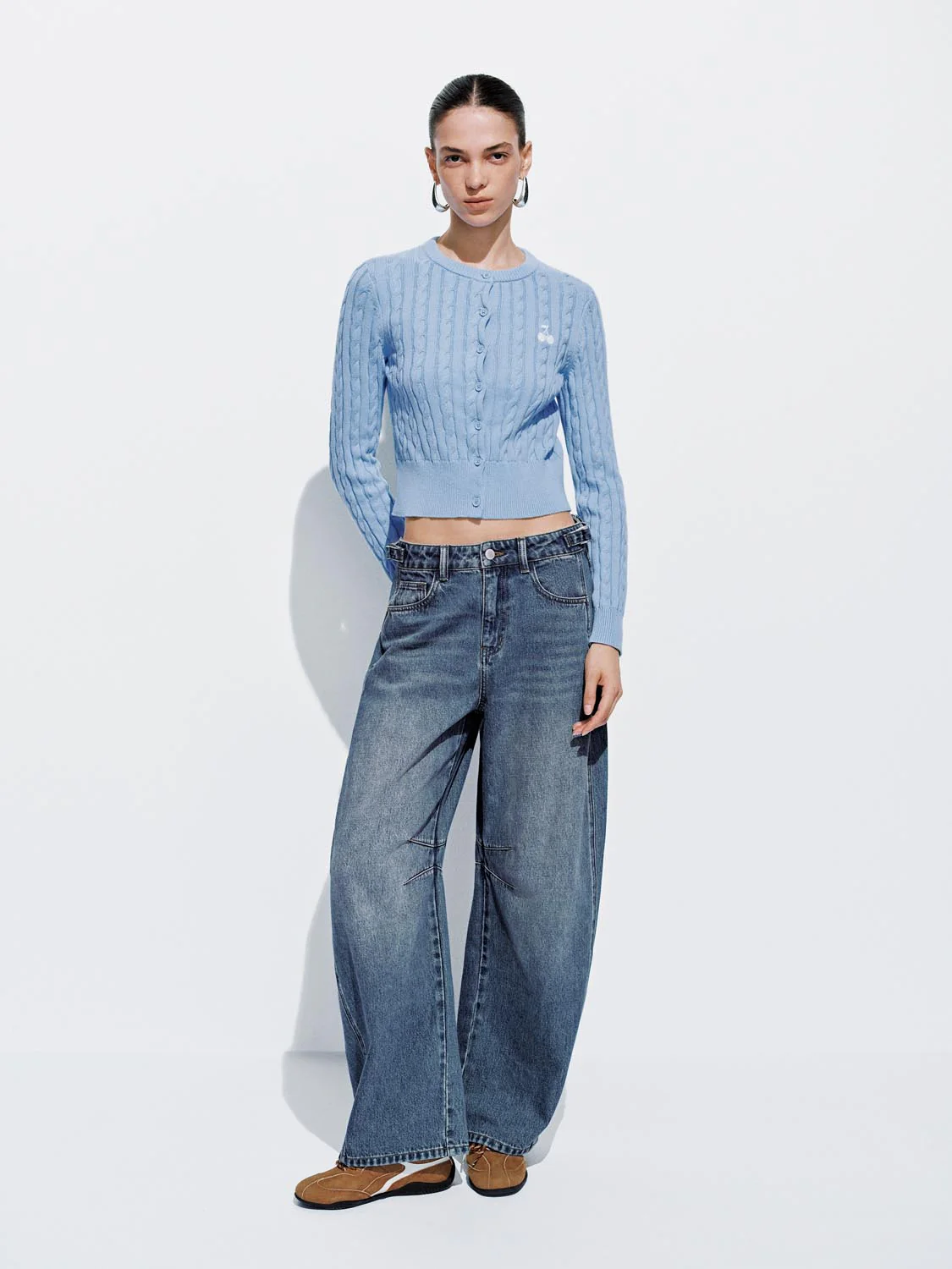 Loose Fit Barrel Jeans - Image 5