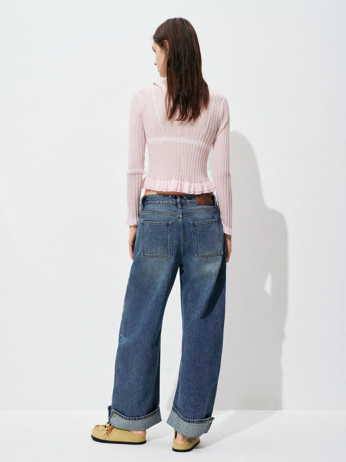 Loose Fit Barrel Jeans - Image 4