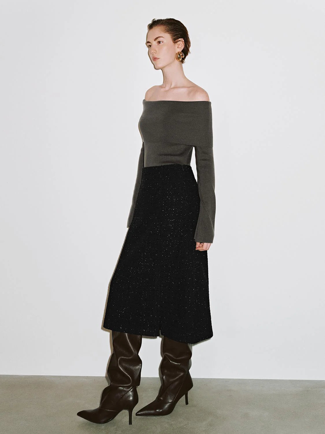 Off Shoulder Knitted T-Shirts - Image 5