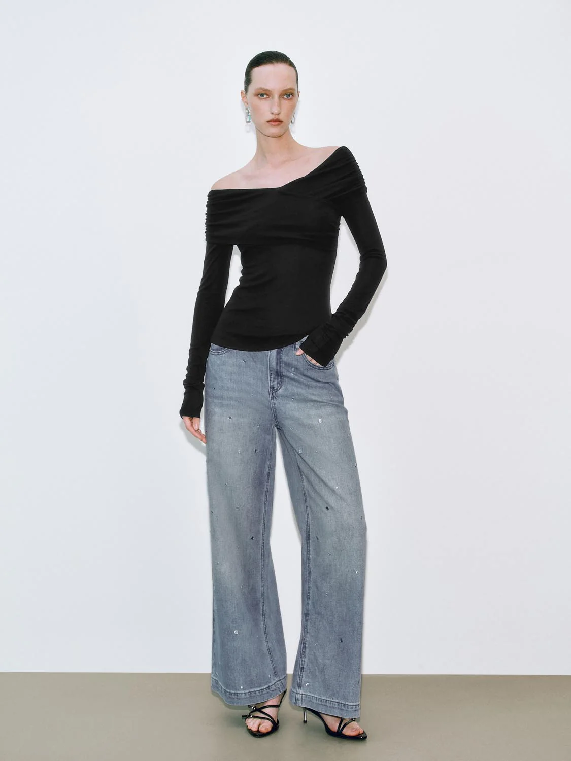 Off Shoulder Long Sleeve T-Shirts - Image 4