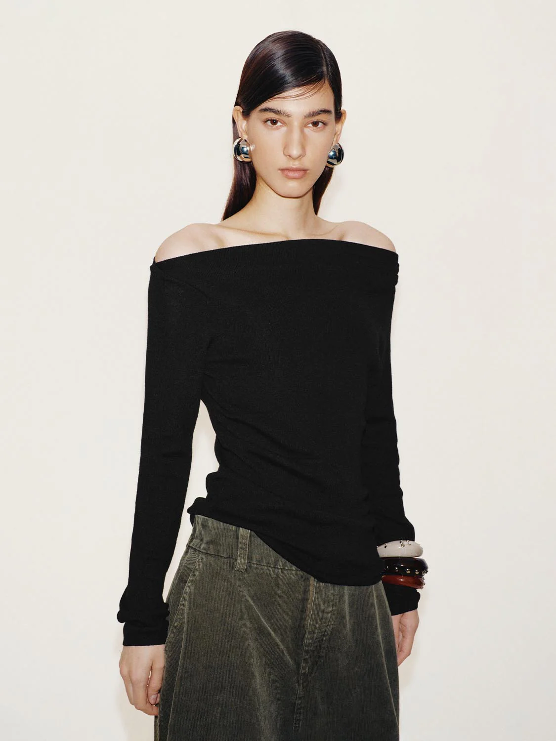 Off Shoulder Ruched Long Sleeve Knitted T-Shirts - Image 27