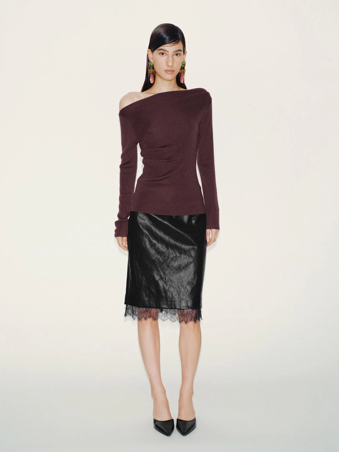 Off Shoulder Ruched Long Sleeve Knitted T-Shirts - Image 4