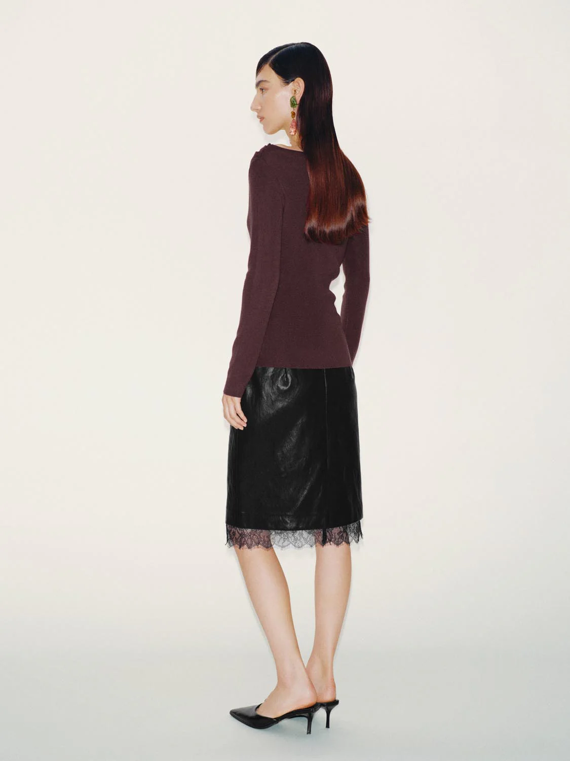Off Shoulder Ruched Long Sleeve Knitted T-Shirts - Image 5