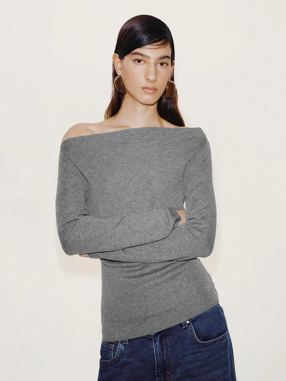 Off Shoulder Ruched Long Sleeve Knitted T-Shirts - Image 9