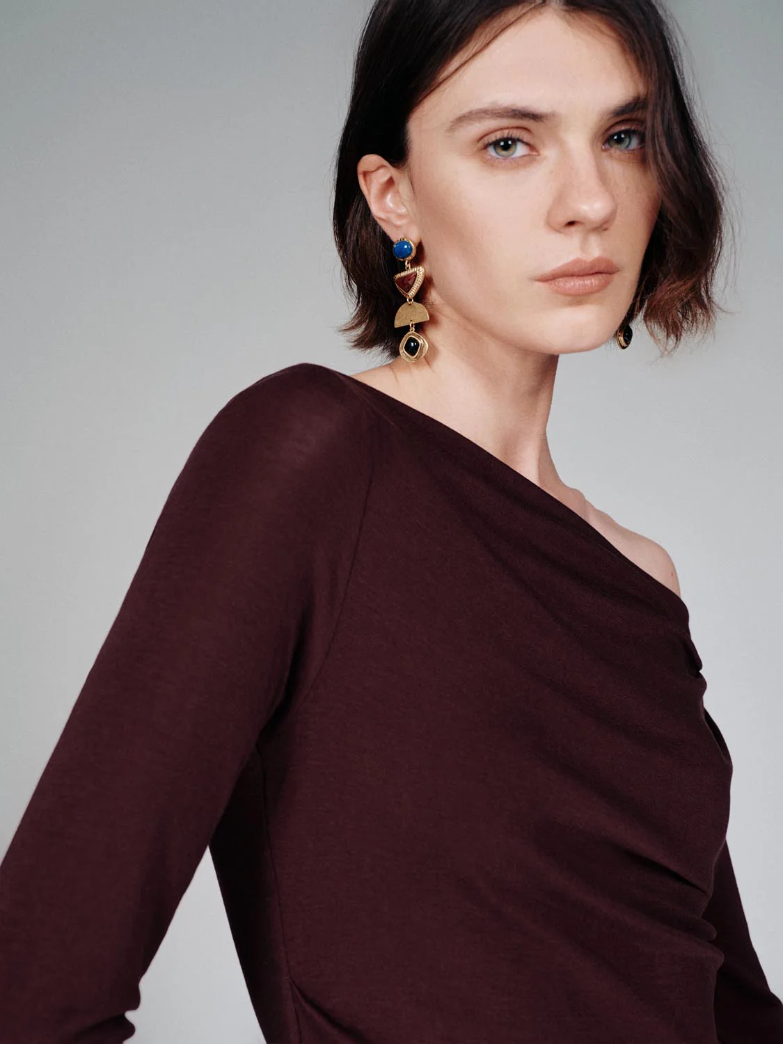 One Shoulder Ruched Long Sleeve T-Shirts - Image 3