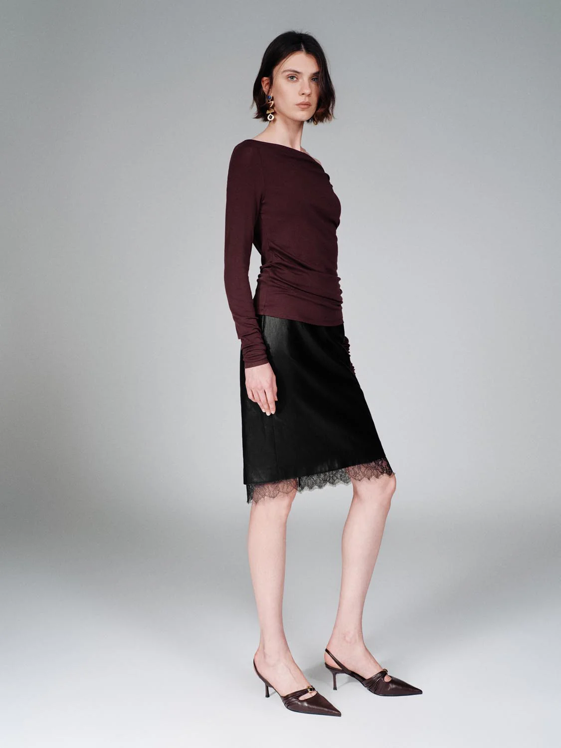One Shoulder Ruched Long Sleeve T-Shirts - Image 4