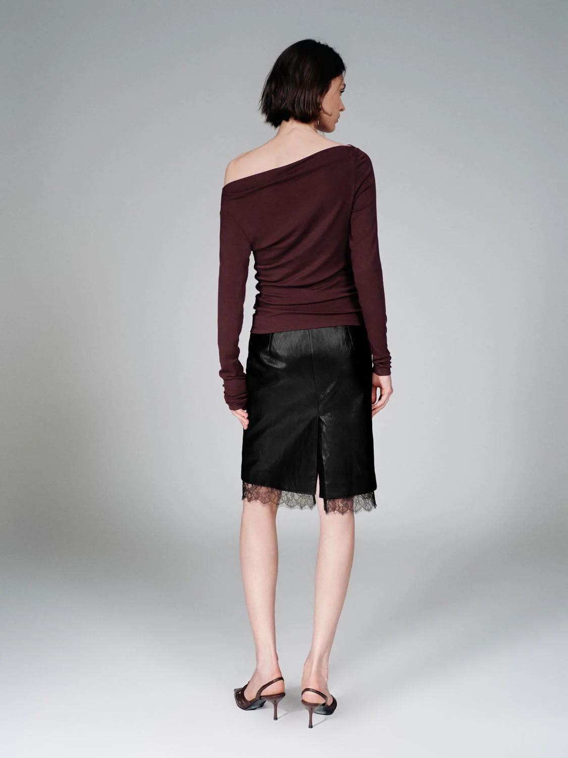 One Shoulder Ruched Long Sleeve T-Shirts - Image 6