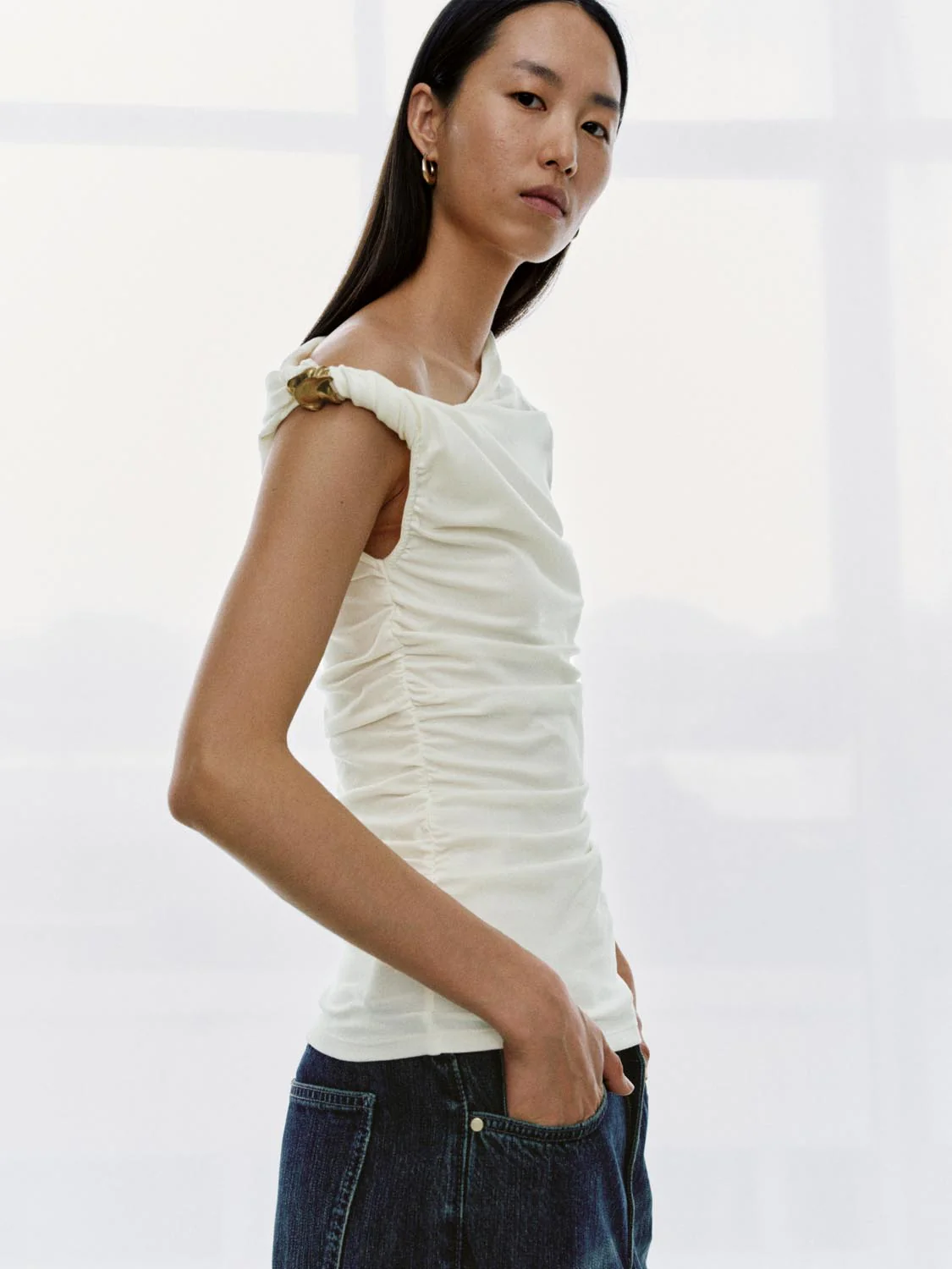 One Shoulder Ruched T-Shirts - Image 2