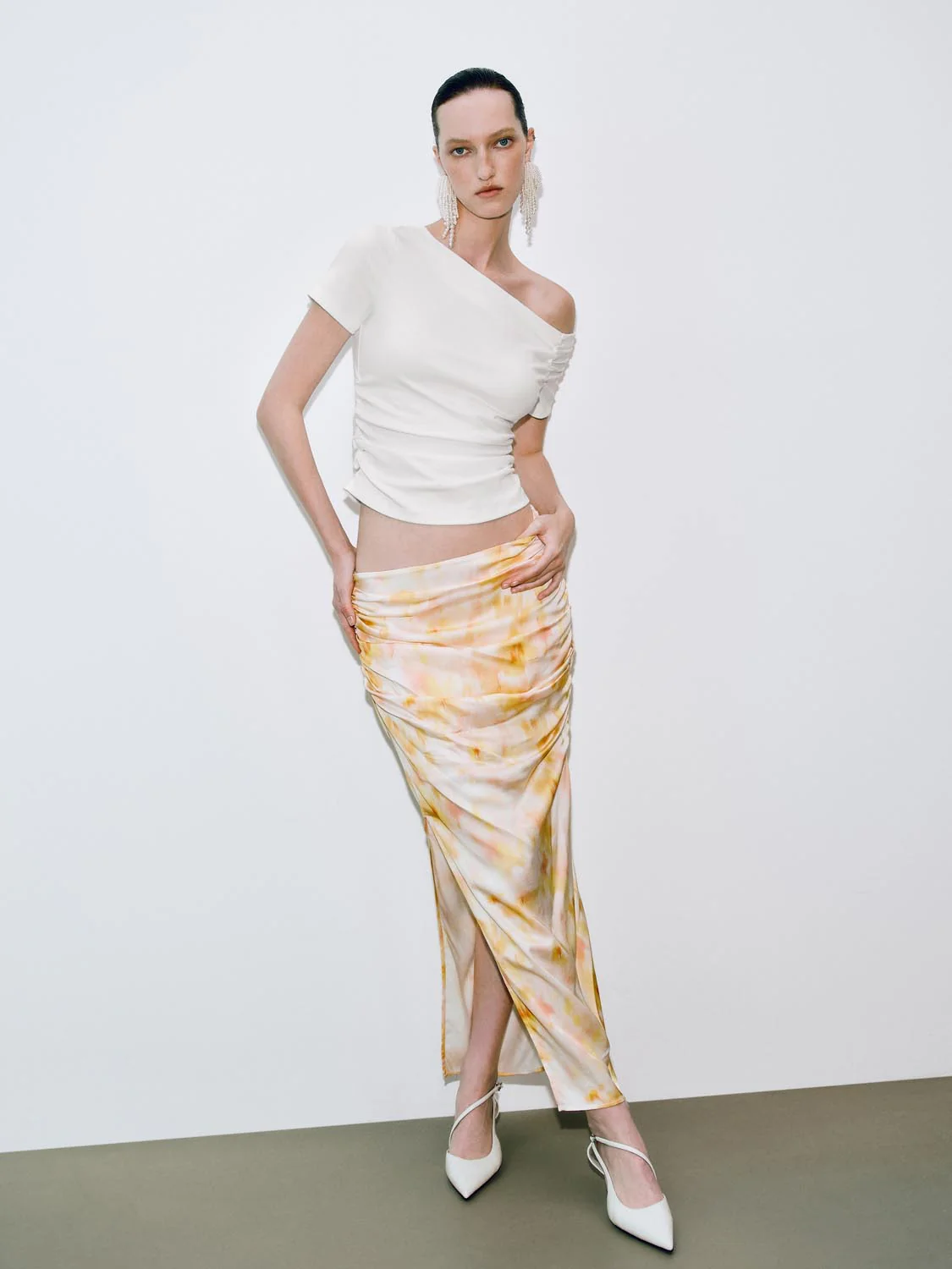 One Shoulder T-Shirts - Image 2