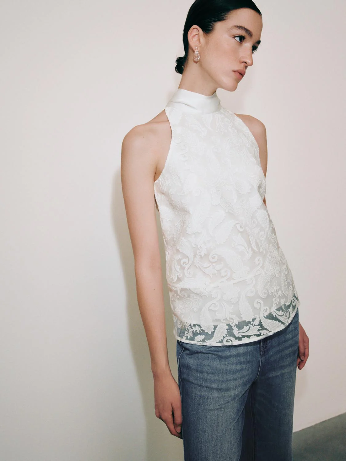 Overhead Sleeveless Laced Shirt - Image 2