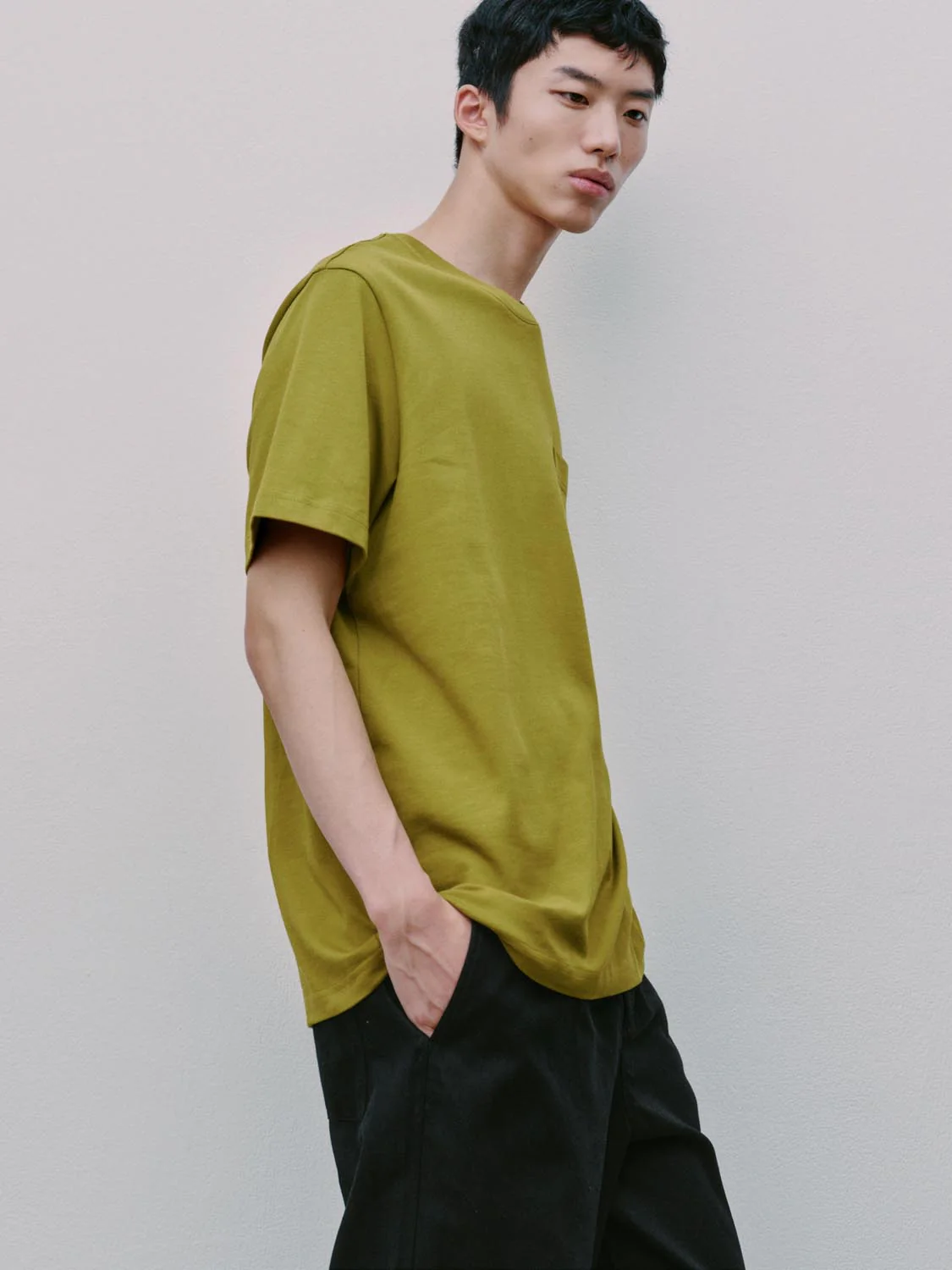 Patch Pocket Crew Neck T-Shirts - Image 10
