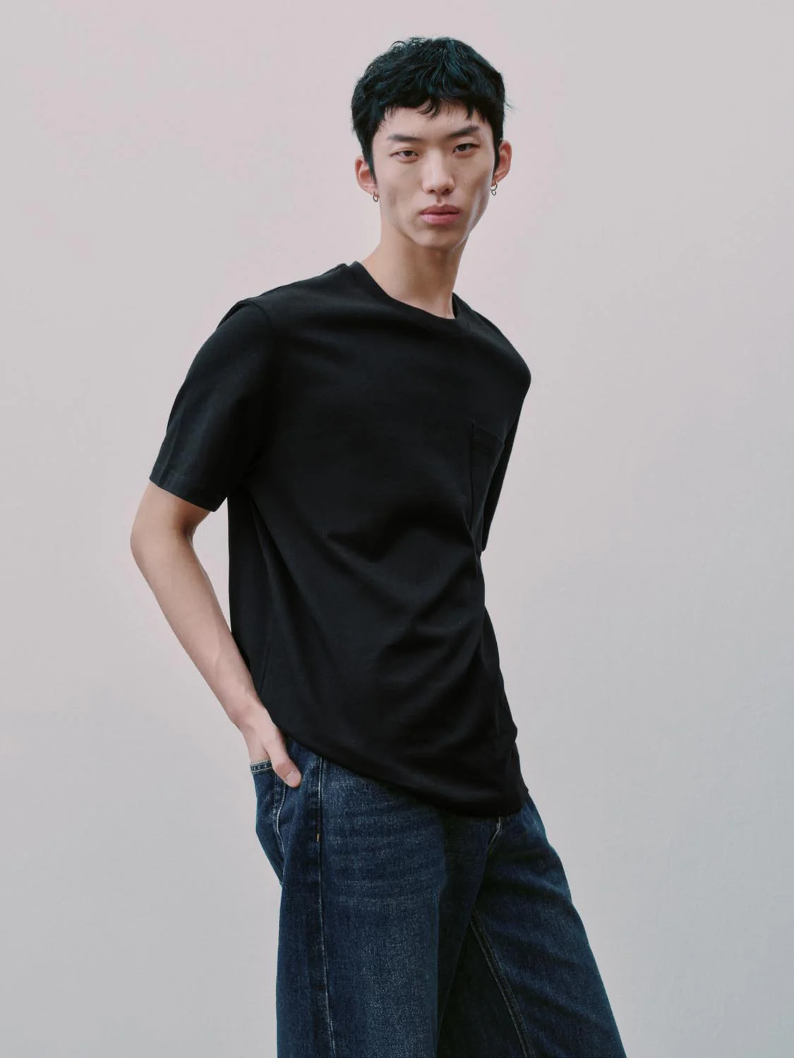 Patch Pocket Crew Neck T-Shirts - Image 2