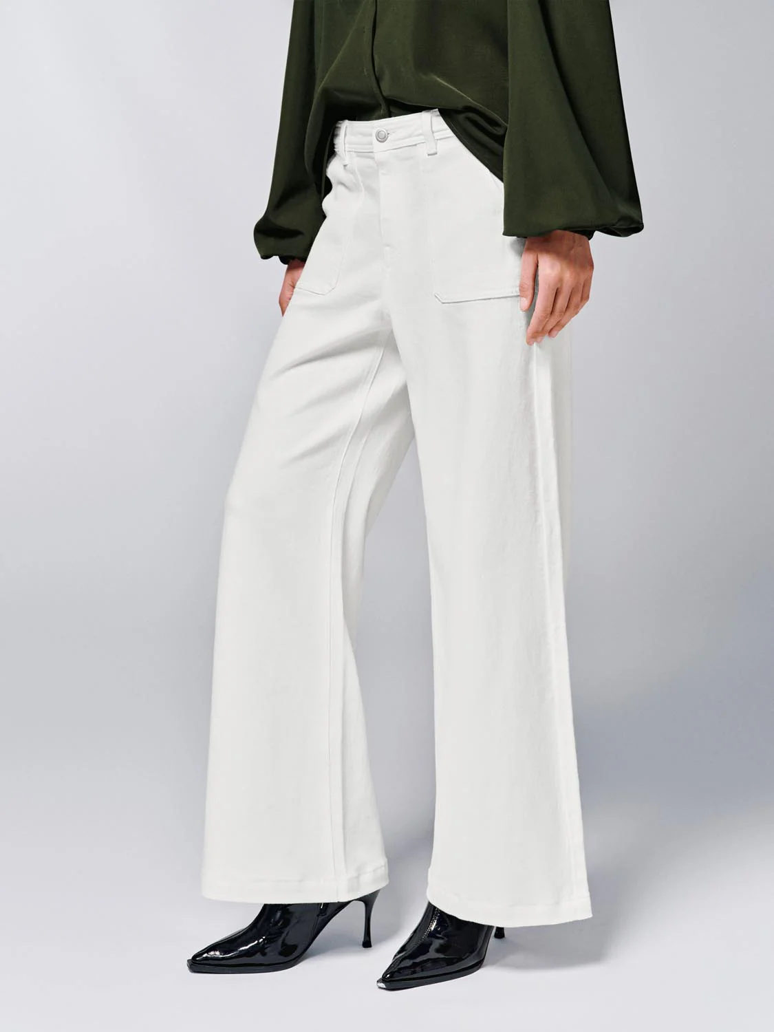 Patch Pocket Flare Leg Jeans - Image 3