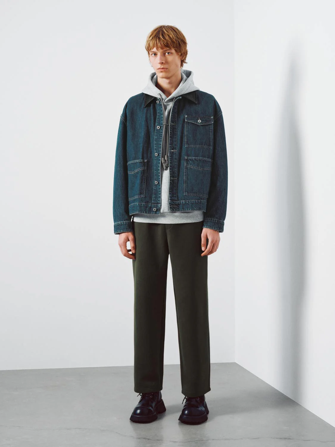 Patch Pockets Collared Denim Jackets - Image 4