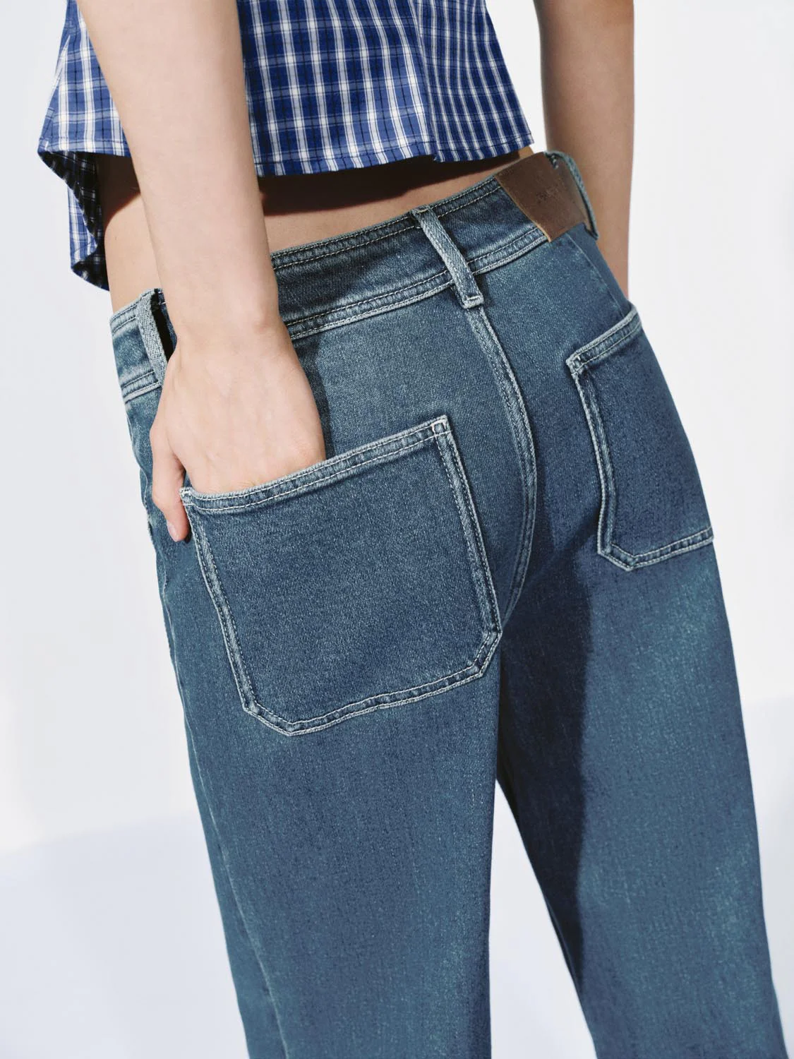 Patch Pockets Flare Leg Jeans - Image 5