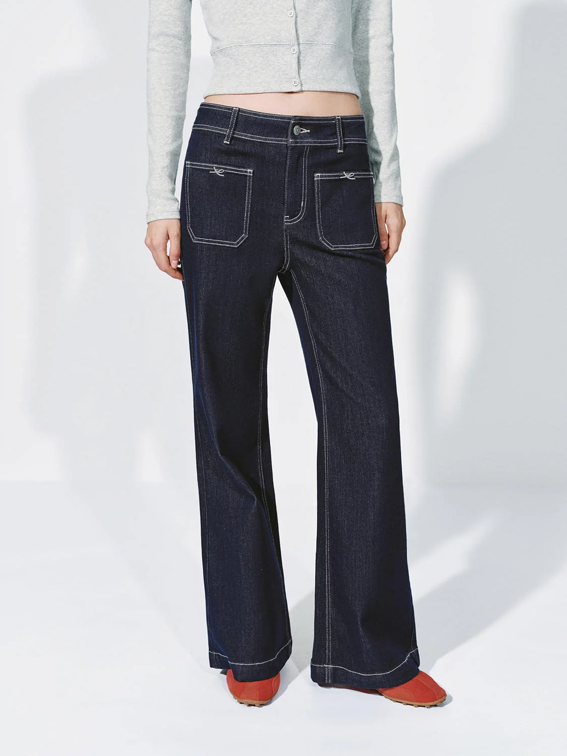Patch Pockets Flare Leg Jeans - Image 9