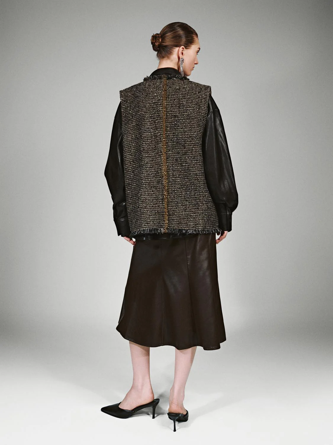 Patch Pockets Raw Hem Tweed Vest - Image 6
